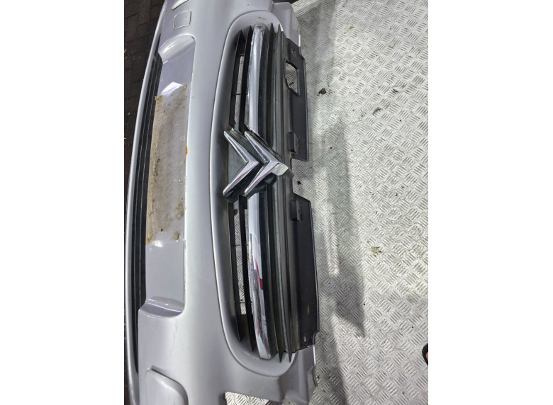 Бампер передний к Citroen C5, 2002г.