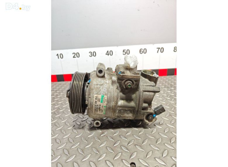 Компрессор кондиционера к Volkswagen Golf 2006 г.
