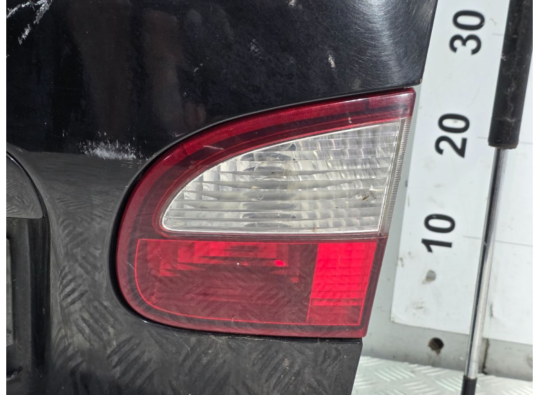 Фонарь крышки багажника правый к Daewoo Lanos, 2000г.