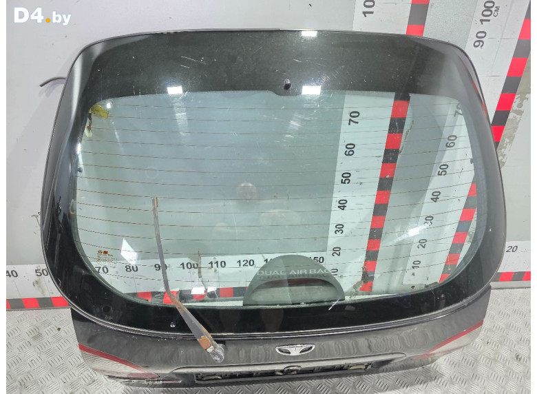 Стекло заднее к Daewoo Lanos 2000 г.