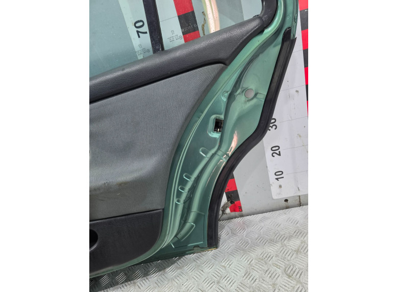 Дверь задняя правая к Peugeot 406, 1999г.