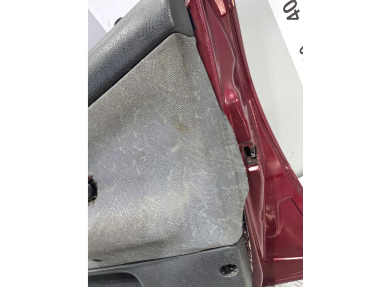 Обшивка двери передней правой (дверная карта) к Peugeot 406, 1998г.