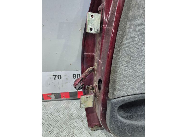 Дверь задняя правая к Peugeot 406, 1998г.