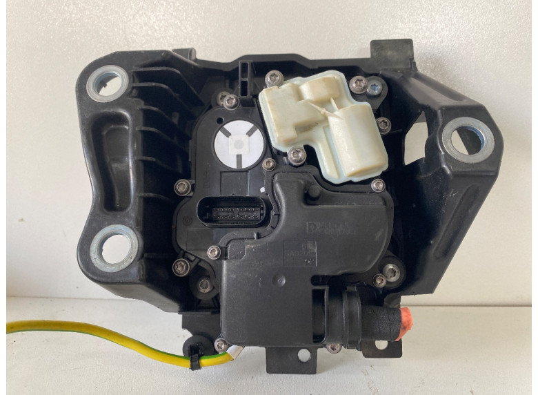 Порт зарядный к BMW X5 G05, 2023г.