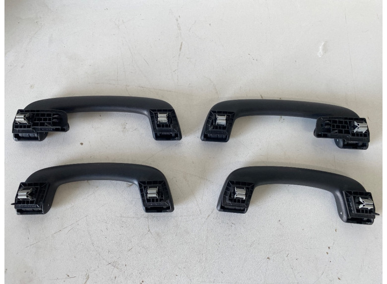 Ручка внутренняя потолочная к BMW XM G09, 2023г.