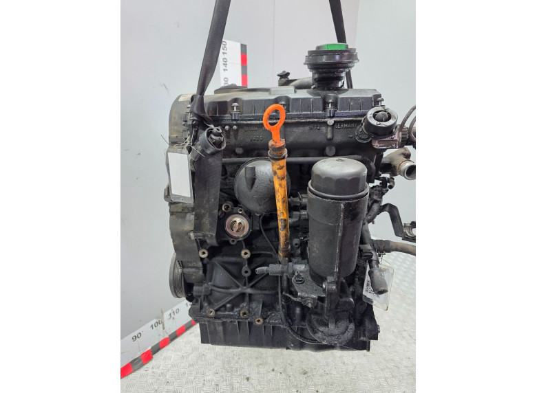Двигатель к Volkswagen Sharan, 2005г.