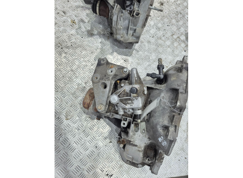 КПП механическая (МКПП) к Opel Corsa, 2004г.