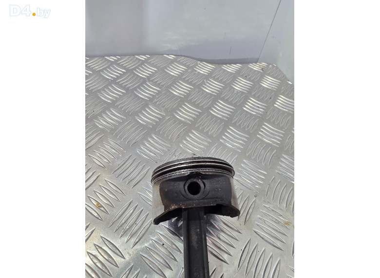 Поршень к Land-Rover Freelander 2000 г.