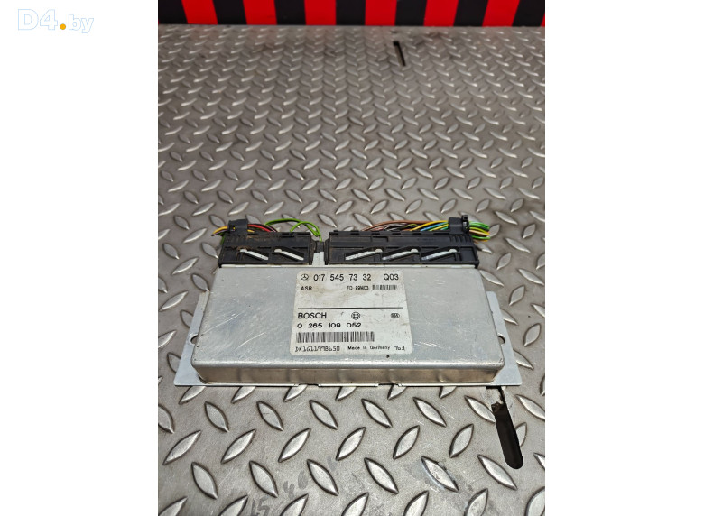 Блок управления ABS к Mercedes EW210 1999 г.