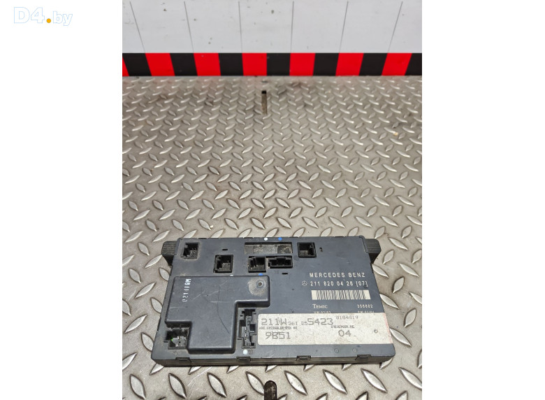 Блок управления двери передней правой к Mercedes EW211 2002 г.