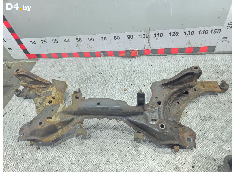 Балка подвески передняя (подрамник) к Mazda 323 1994 г.