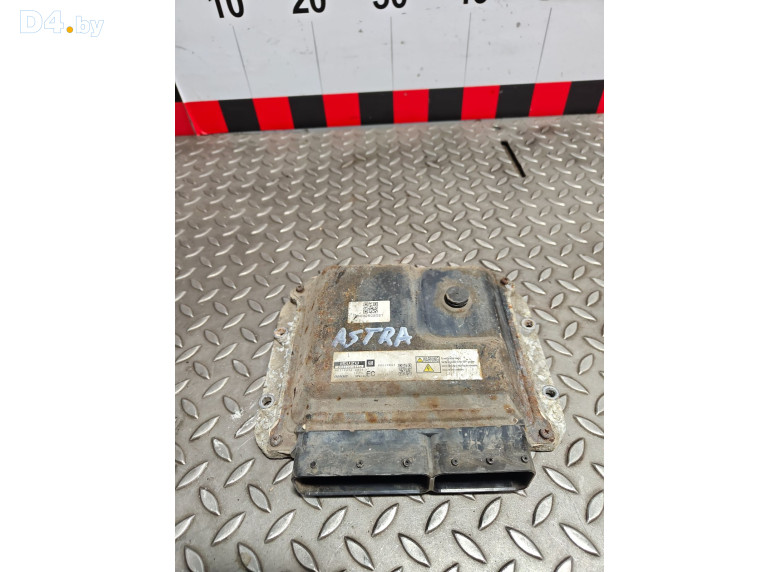 Блок управления двигателем к Opel Astra 2008 г.