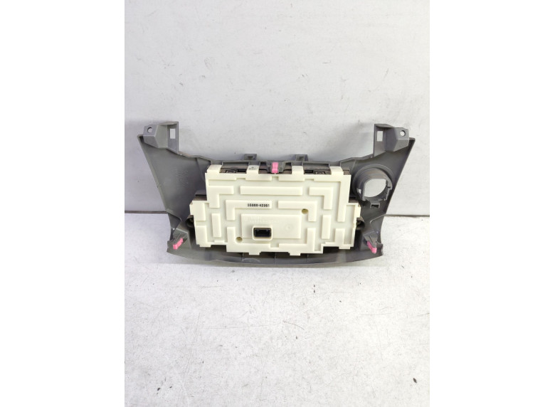 Блок управления печки/климат-контроля к Toyota RAV4, 2012г.