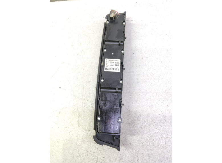 Блок кнопок к Mercedes ML W166, 2011г.