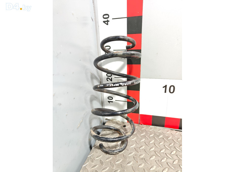Пружина передняя к Volkswagen Passat 2006 г.