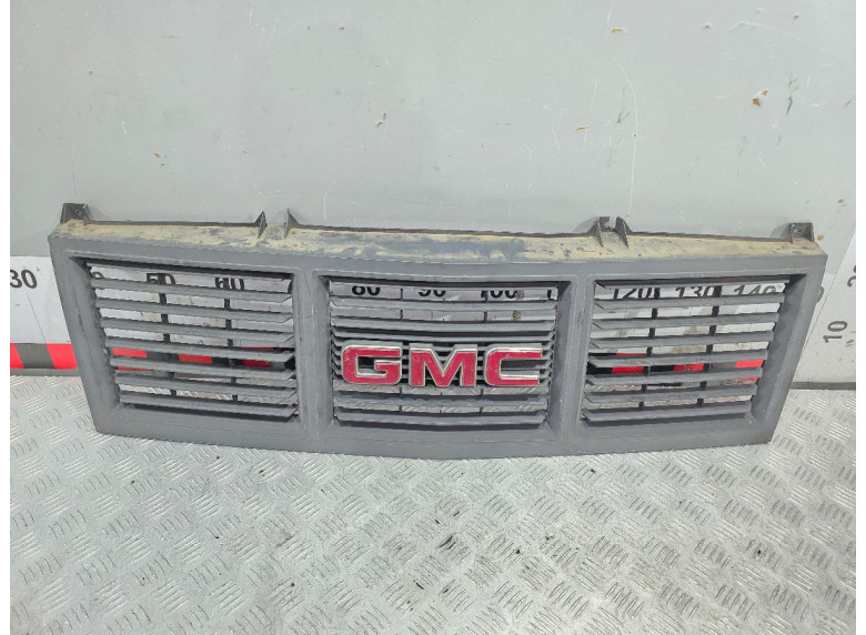 Решетка радиатора к GMC Safari, 1988г.