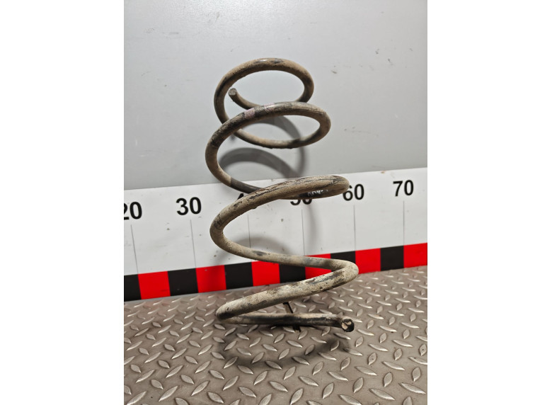 Пружина передняя к Toyota RAV4, 2012г.