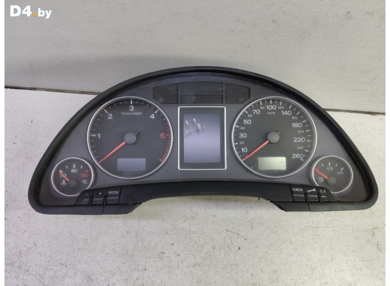 Щиток приборов (приборная панель) к Audi A4 2005 г.