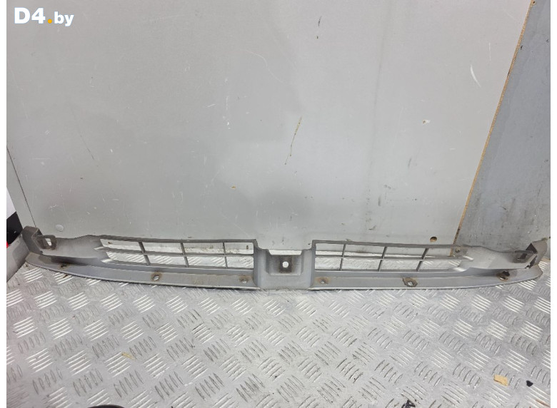 Решетка радиатора к Renault Mascott 2005 г.