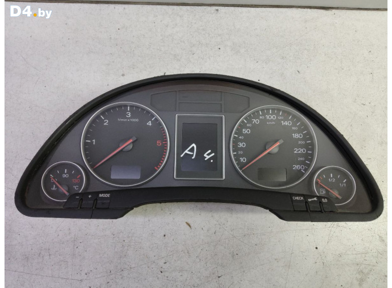 Щиток приборов (приборная панель) к Audi A4 2001 г.