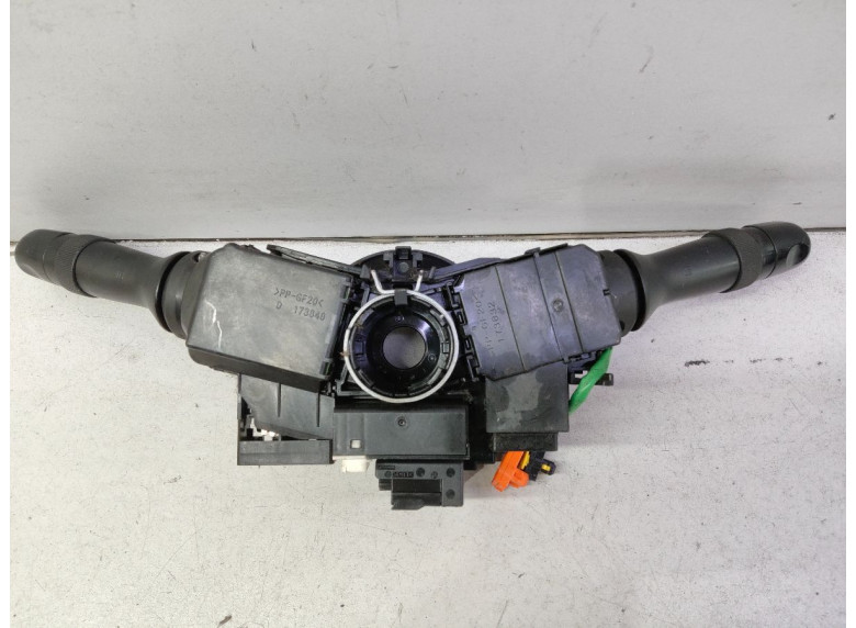 Переключатель подрулевой (стрекоза) к Toyota RAV4, 2012г.