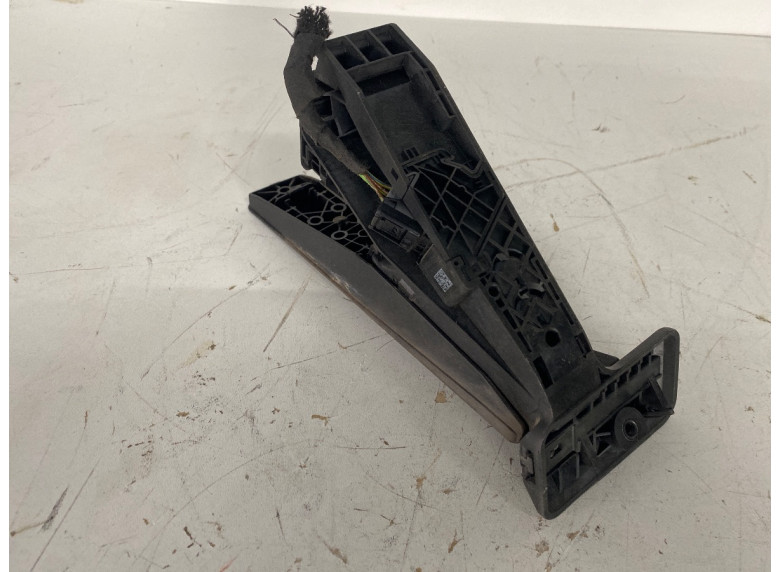 Педаль газа к BMW 5 E60/E61, 2009г.