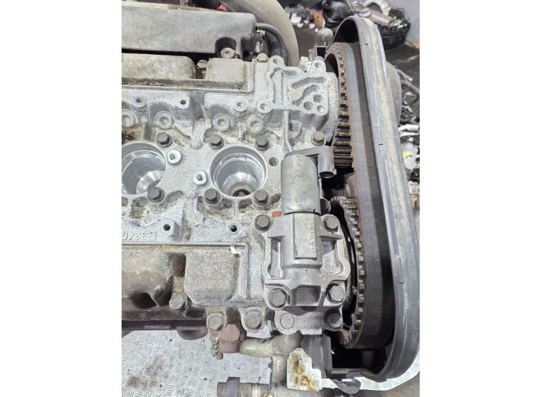 Двигатель к Volvo S60, 2002г.