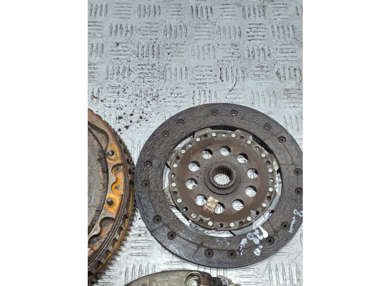 Комплект сцепления к Volvo S60, 2003г.