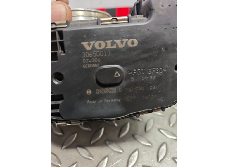 Заслонка дроссельная к Volvo S60, 2002г.