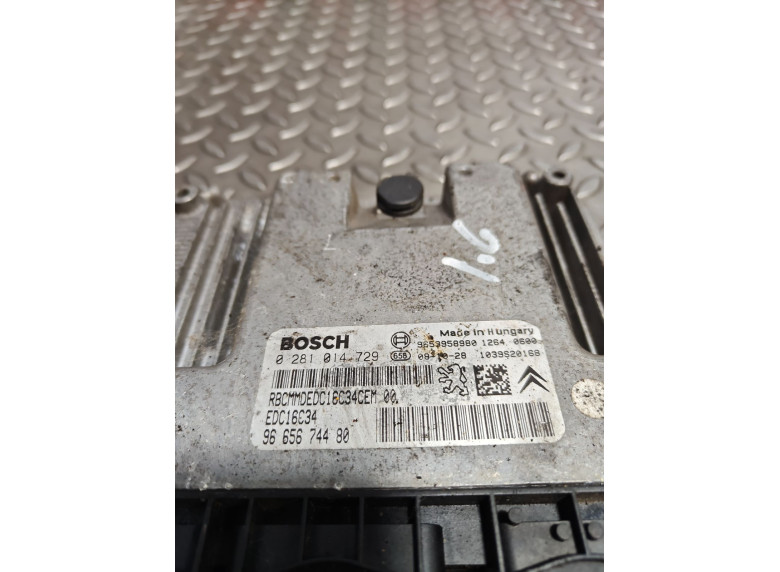 Блок управления двигателем к Citroen C4 Picasso, 2008г.