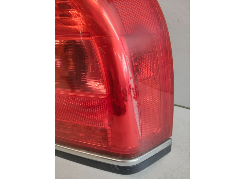 Фонарь задний правый к Volvo S80, 2004г.