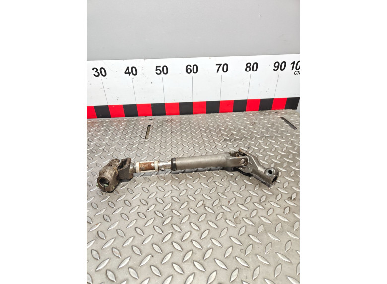 Рулевой карданчик к Toyota RAV4, 2012г.