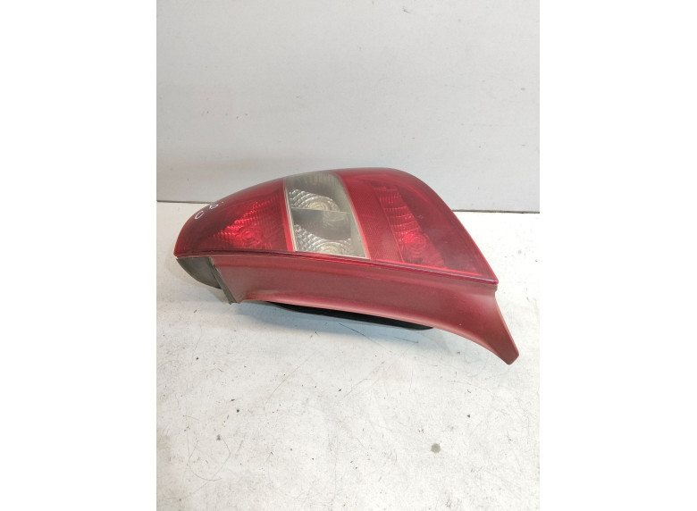 Фонарь задний правый к Citroen C5, 2003г.