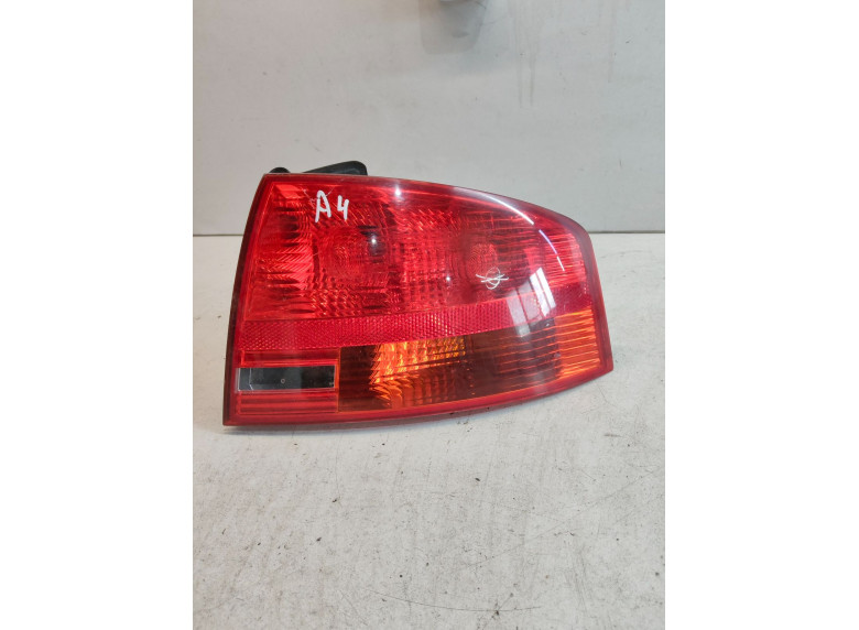 Фонарь задний правый к Audi A4, 2005г.