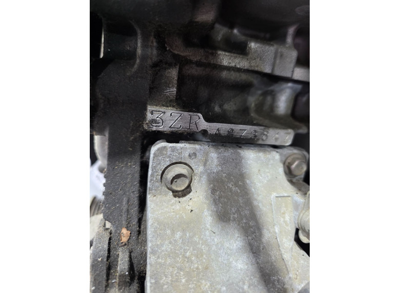 Двигатель к Toyota RAV4, 2010г.