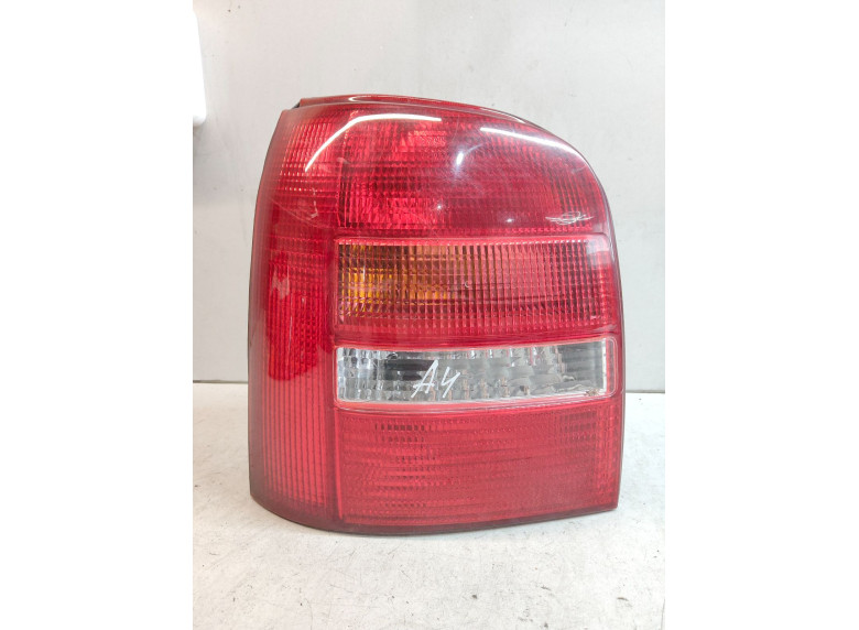Фонарь задний левый к Audi A4, 1998г.