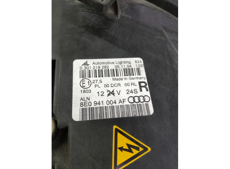Фара правая к Audi A4, 2004г.