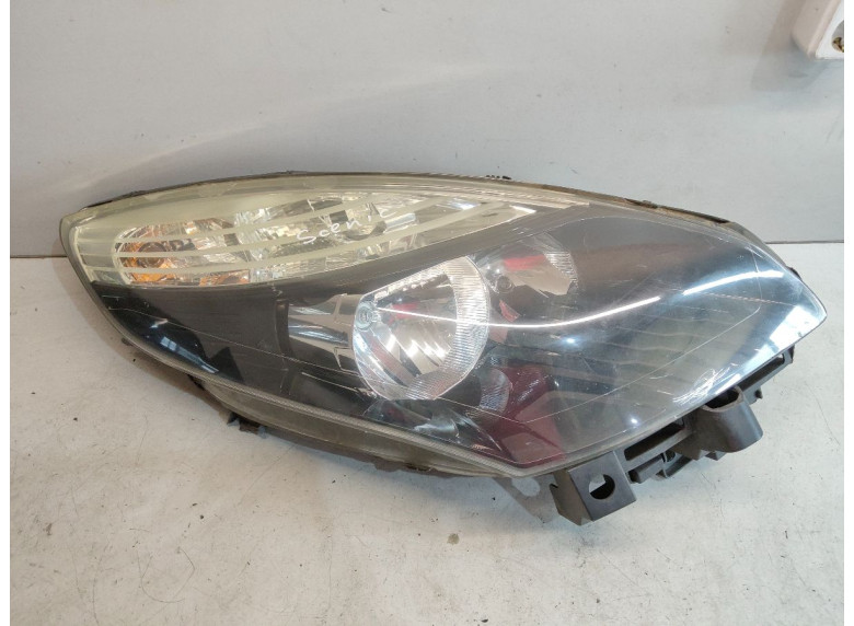 Фара правая к Renault Grand Scenic, 2009г.