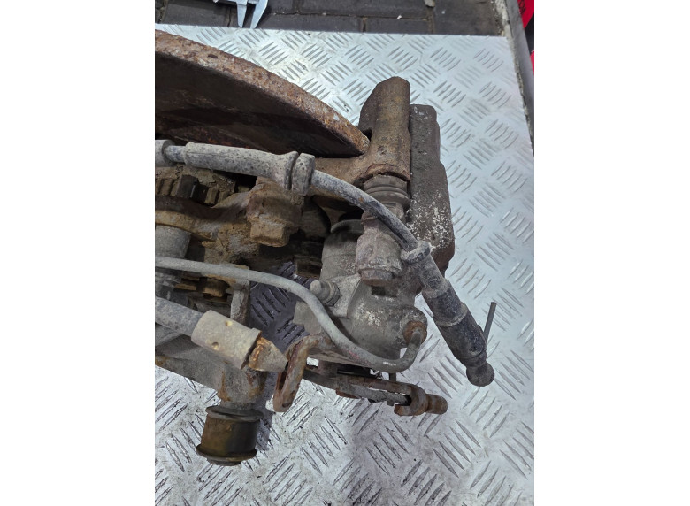 Суппорт задний правый к Renault Scenic, 2001г.