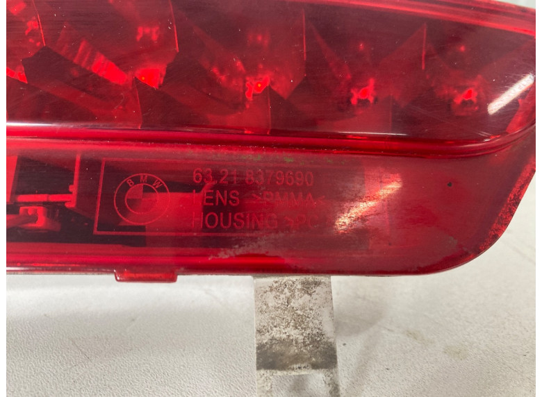 Фонарь крышки багажника правый к BMW 7 E65/E66, 2002г.