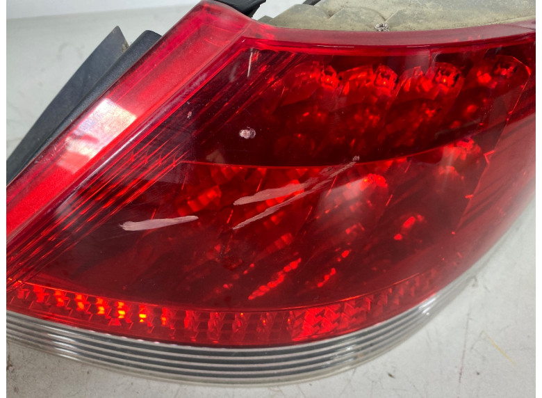 Фонарь задний правый к BMW 7 E65/E66, 2002г.