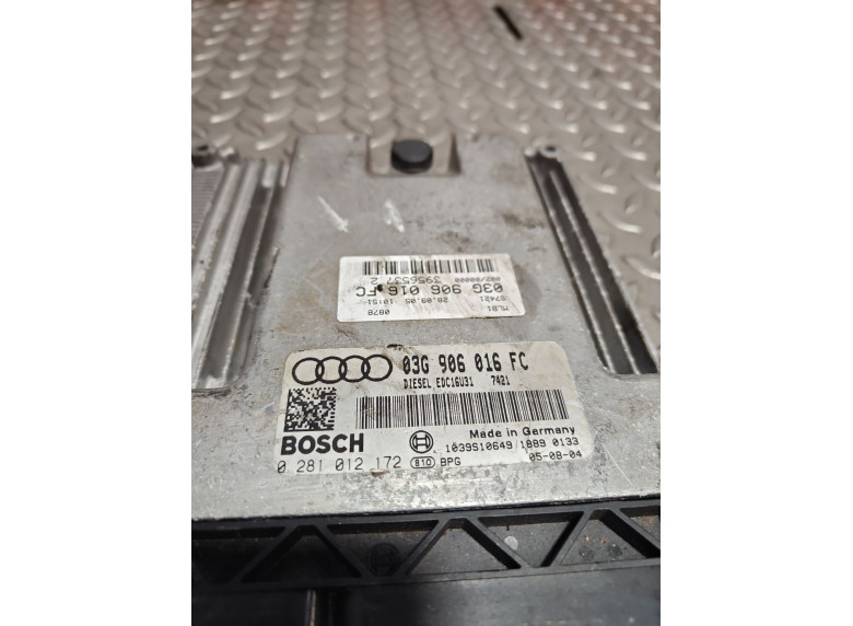 Блок управления двигателем к Audi A4, 2005г.