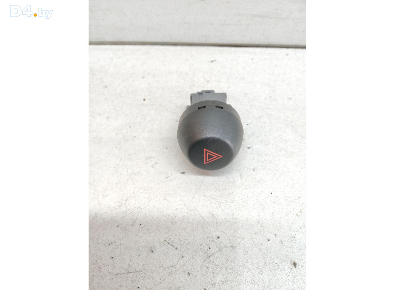 Кнопка аварийной сигнализации к Ravon R4 2010 г.