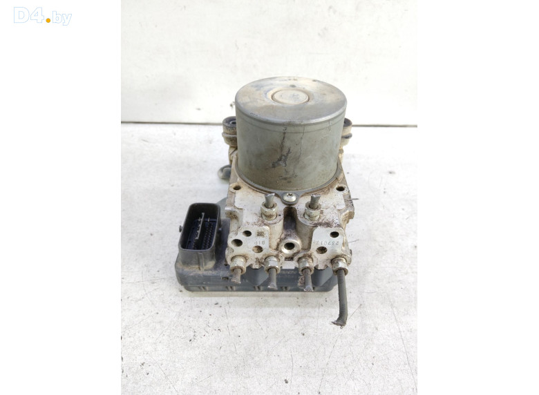 Блок ABS к Toyota RAV4 2011 г.