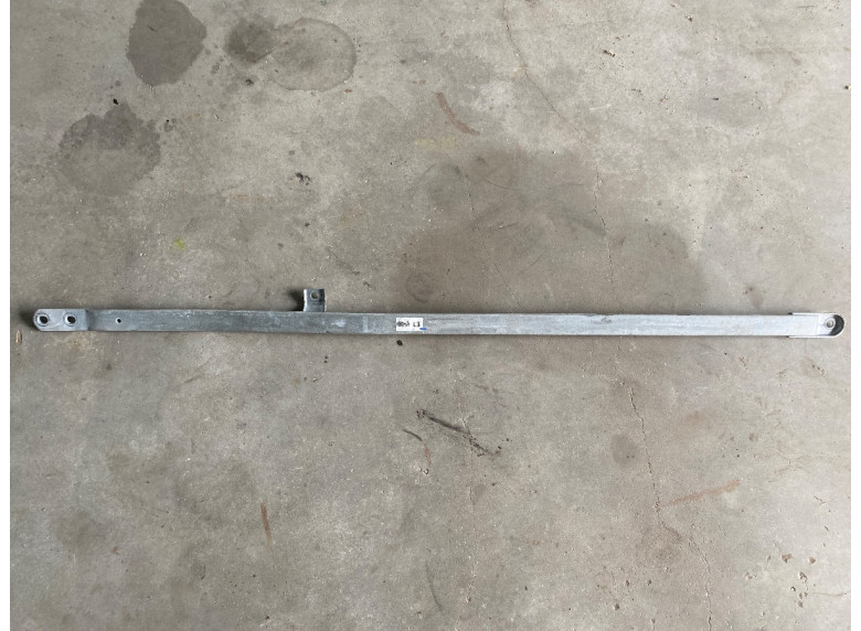 Распорка стоек к BMW X5 G05, 2023г.