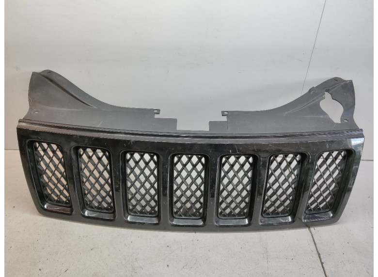 Решетка радиатора к Jeep Grand Cherokee, 2007г.