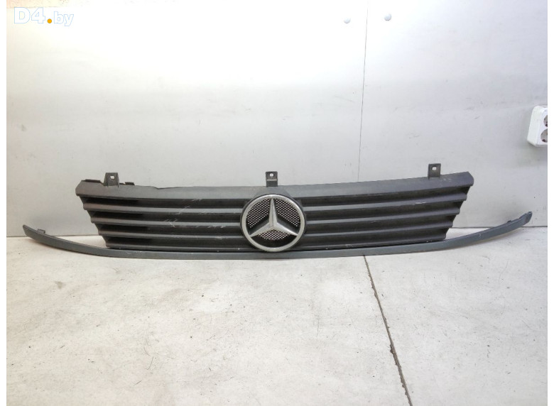 Решетка радиатора к Mercedes VitoW638 1997 г.