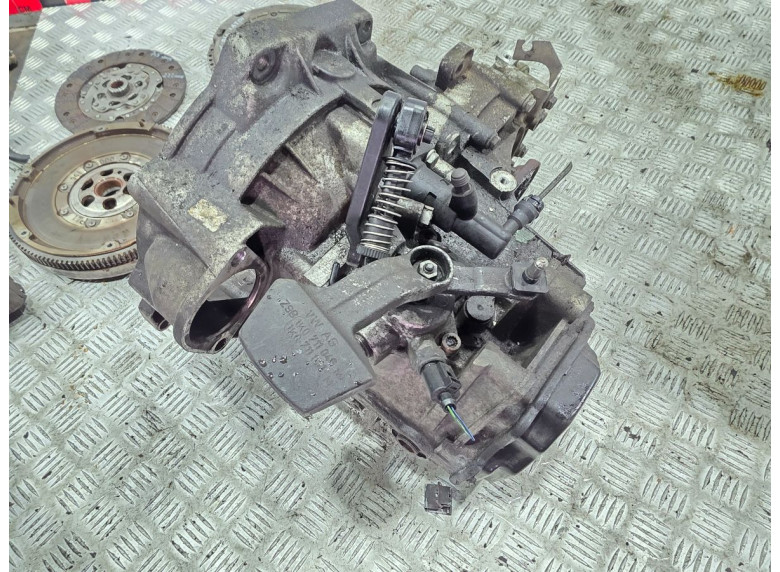КПП механическая (МКПП) к Seat Leon, 2008г.