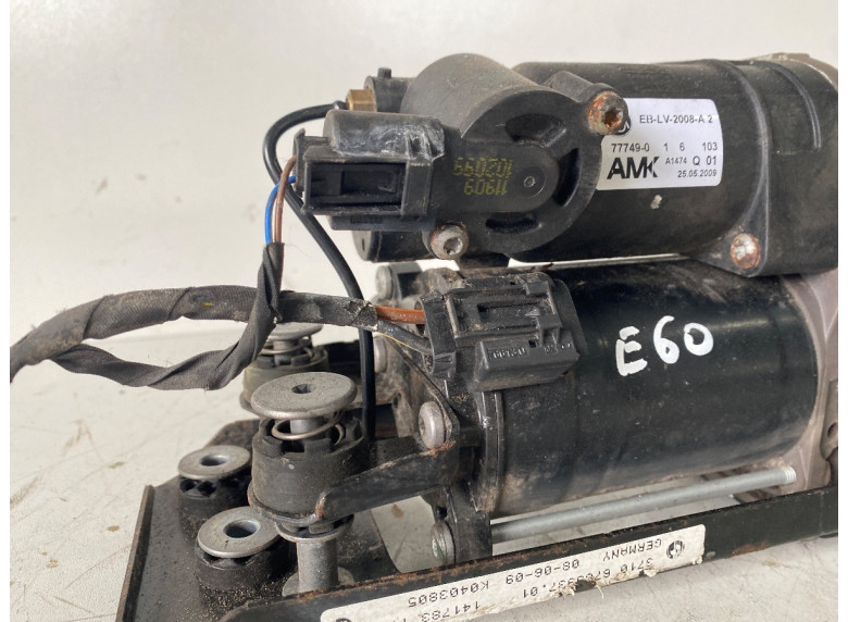 Компрессор пневмоподвески к BMW 5 E60/E61, 2009г.