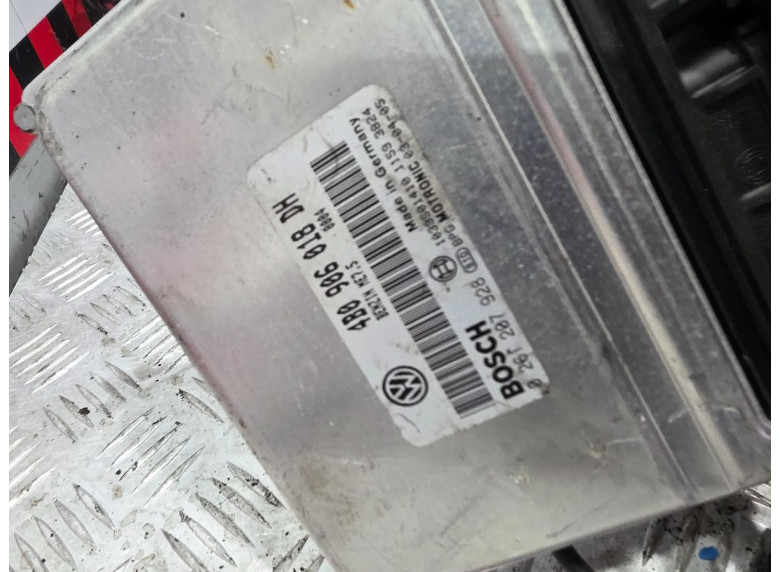 Проводка двигателя к Volkswagen Passat, 2003г.